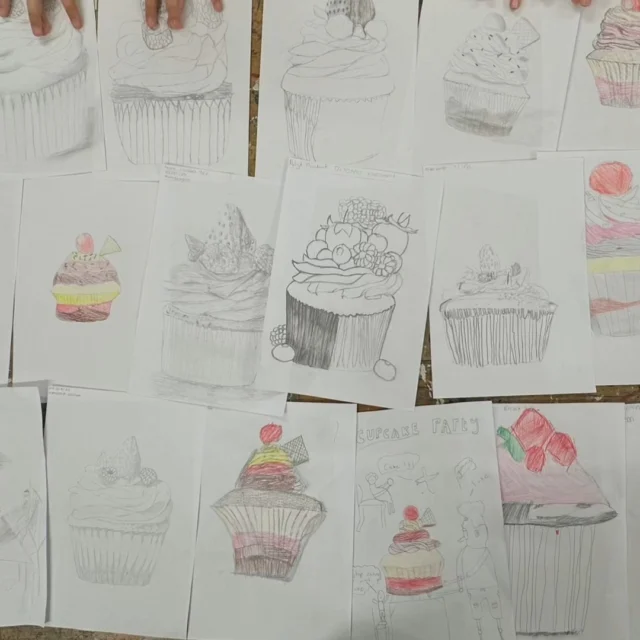 Our year 9's have been completing their end of year assessment drawing cupcakes!
This is 9Z2's work. which as you can see is fabulous.

#artmakeschildrenpowerful #nunthorpe #weloveart #drawing